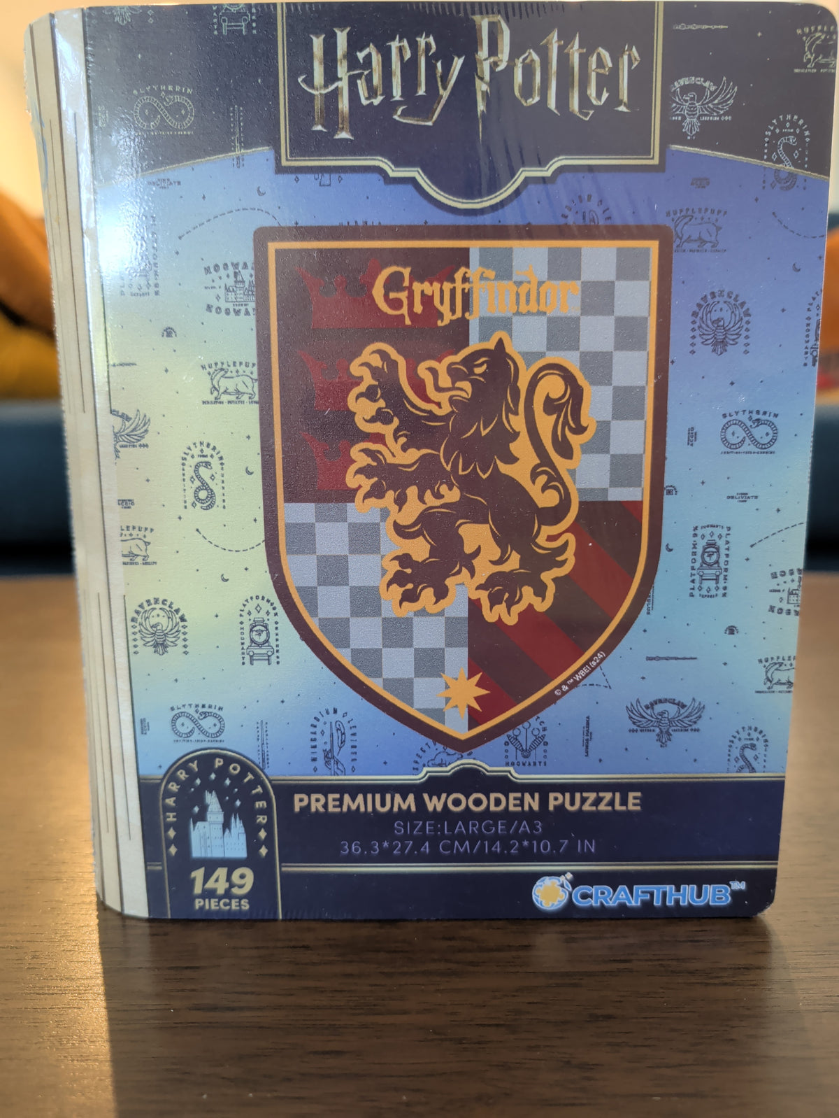 Gryffindor Crest (Harry Potter), 149-piece wooden puzzle, Crafthub