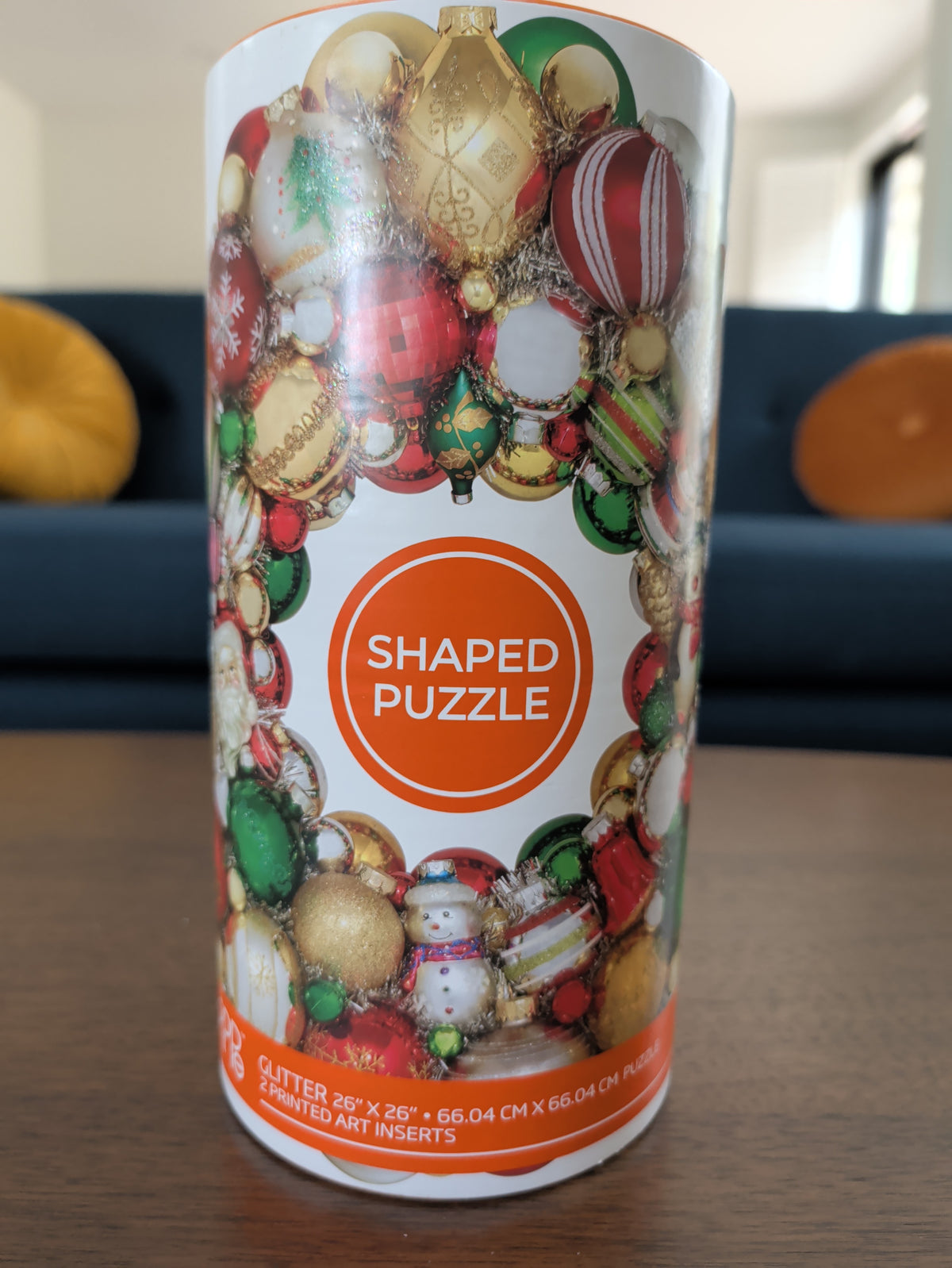 Holiday Ornament Wreath, 1000-piece shaped Christmas puzzle, WerkShoppe