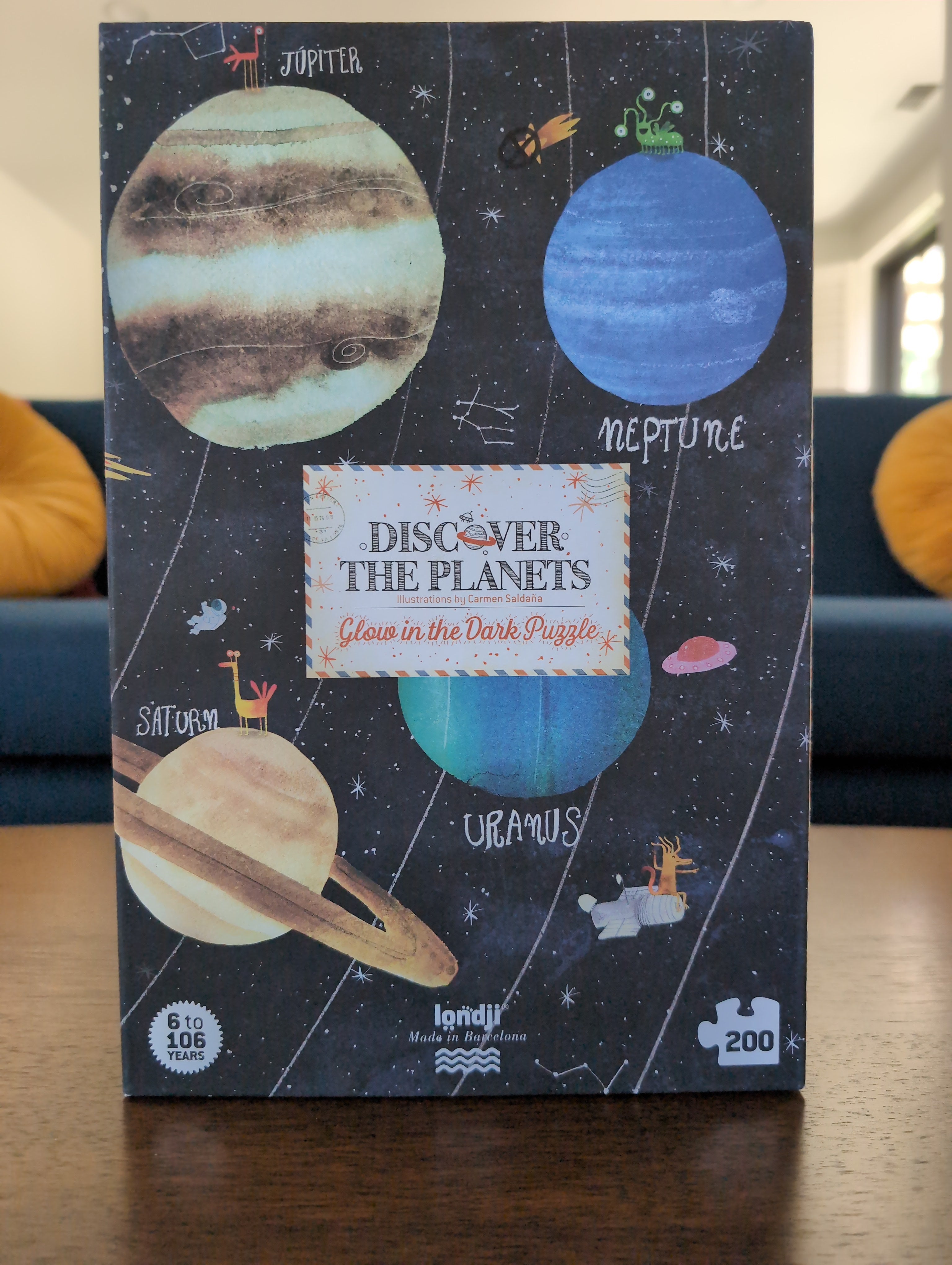 Discover the Planets, 200-piece glow-in-the-dark puzzle, Londji