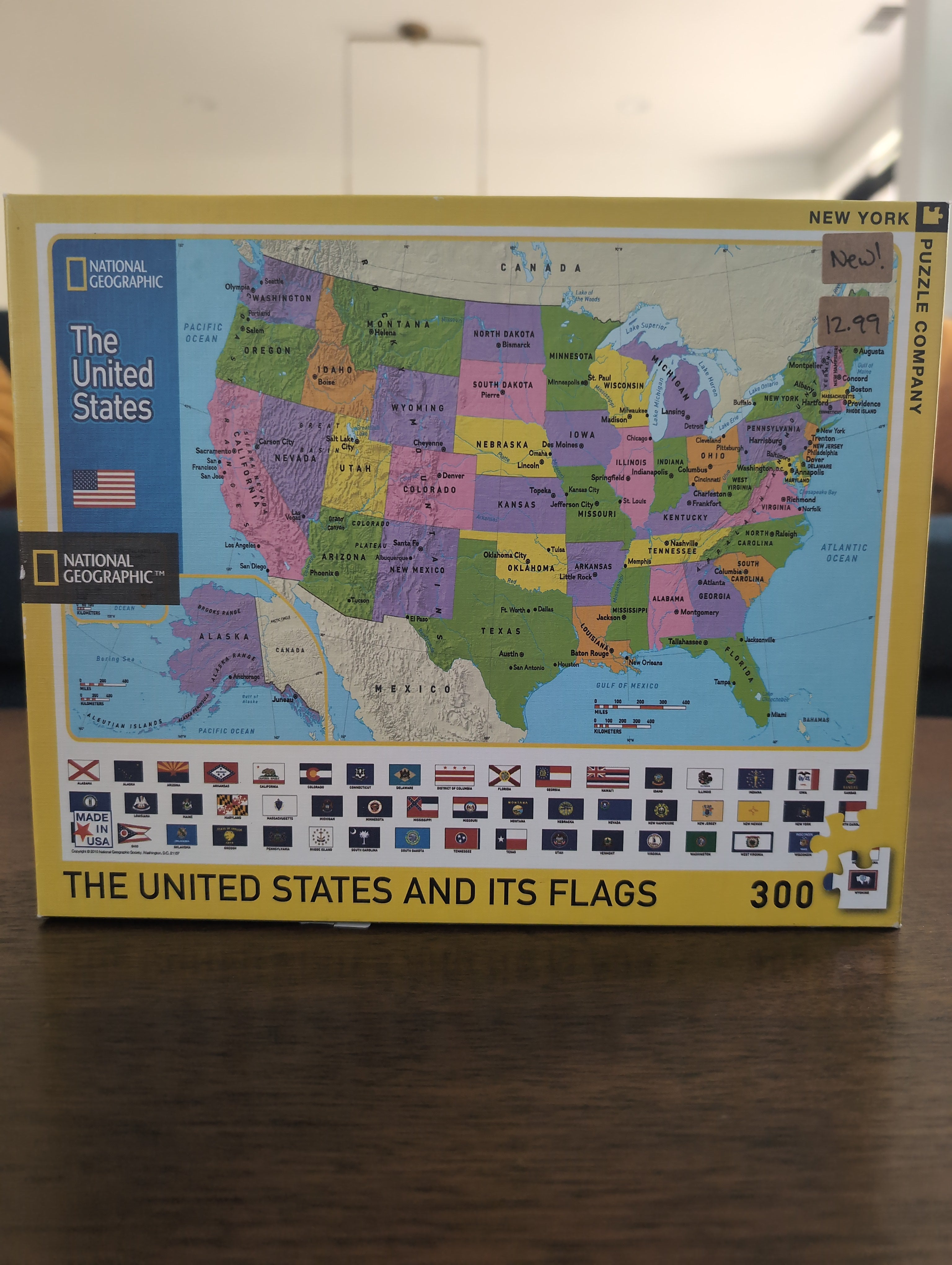 The United States and its Flags, 300-piece puzzle, New York Puzzle Company