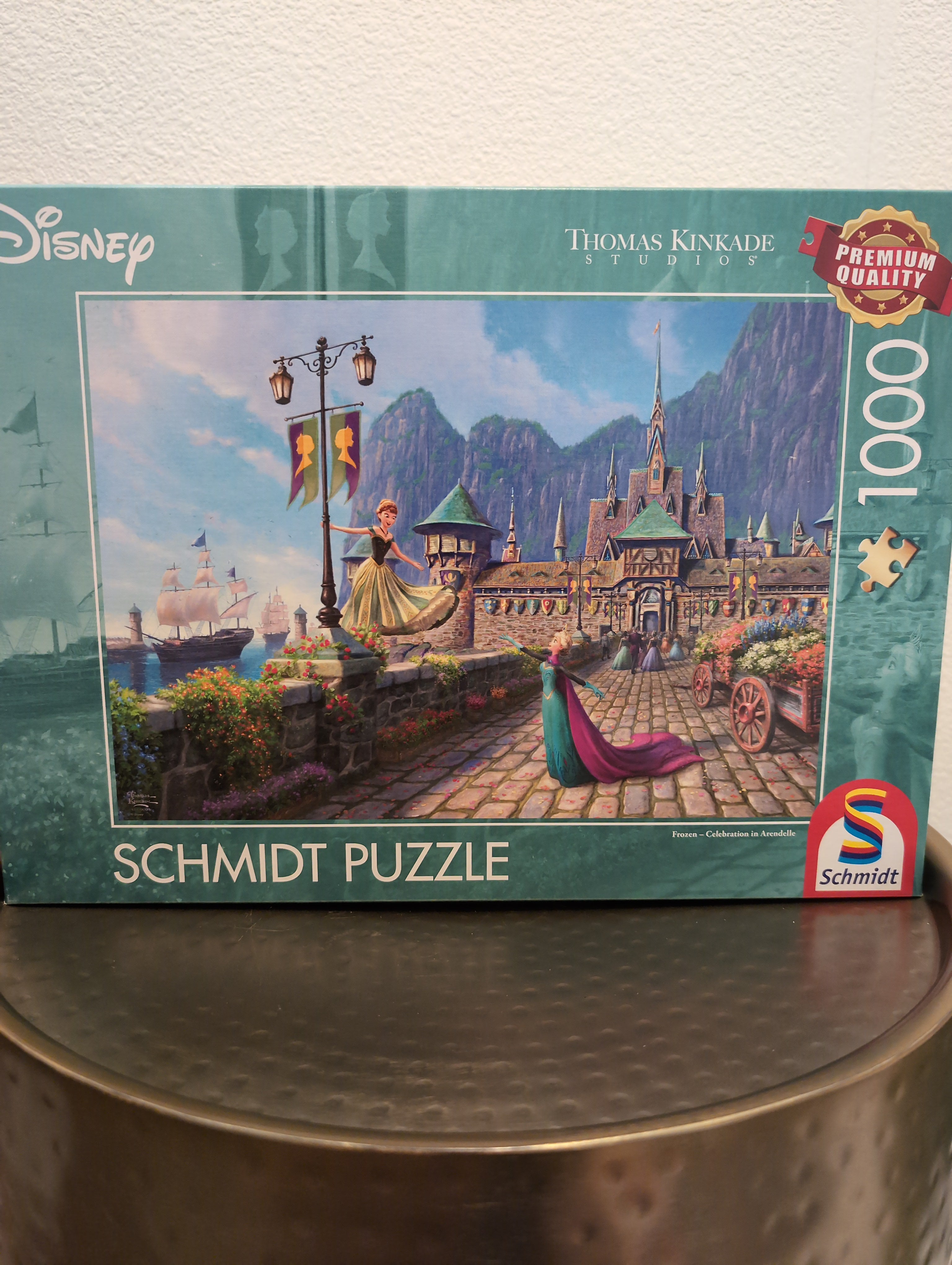 Celebration in Arendelle - Disney Kinkade, 1000-piece puzzle, Schmidt