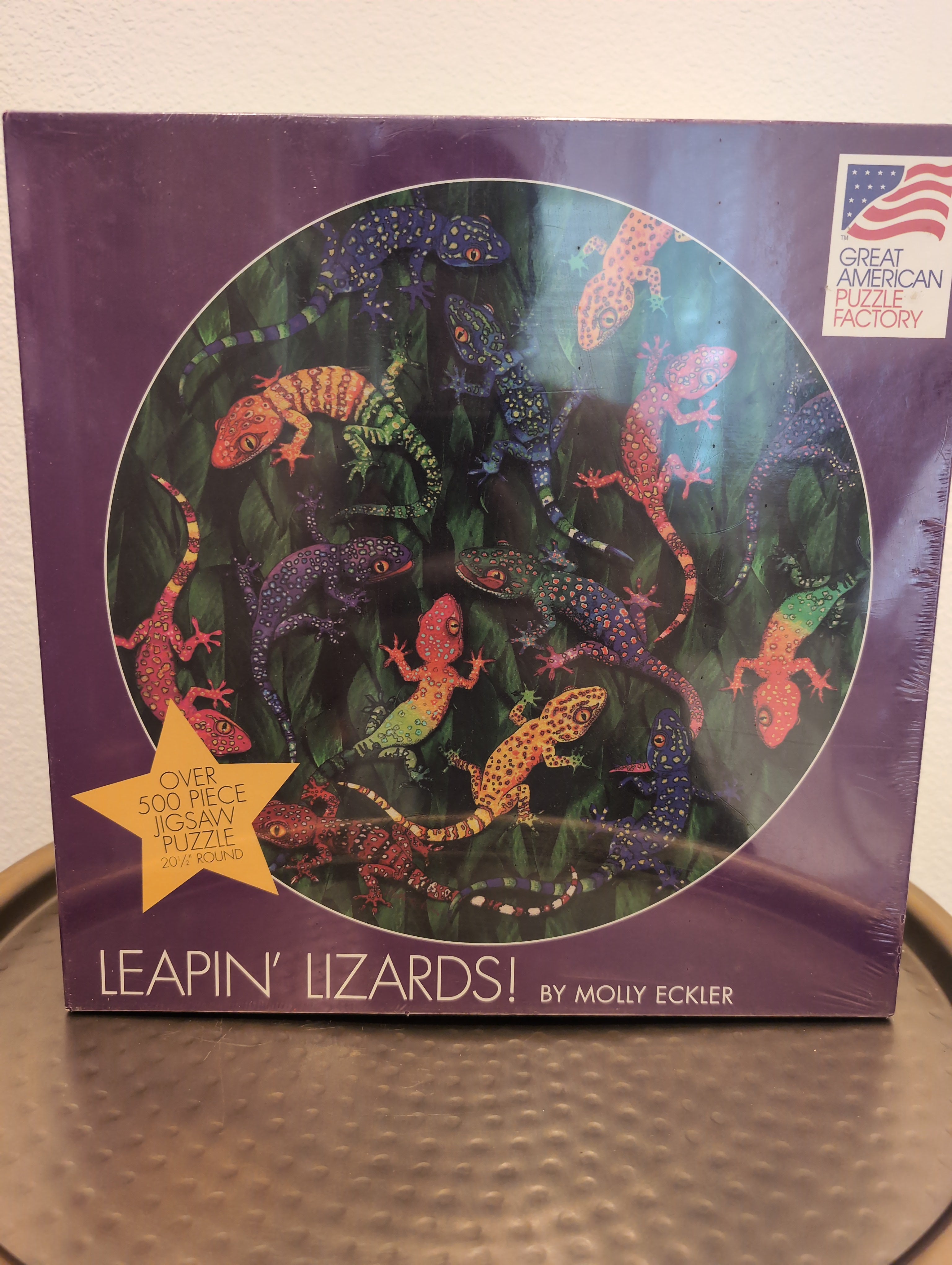 1998 Leapin' Lizards, 500-piece round puzzle, Great American Puzzle Factory